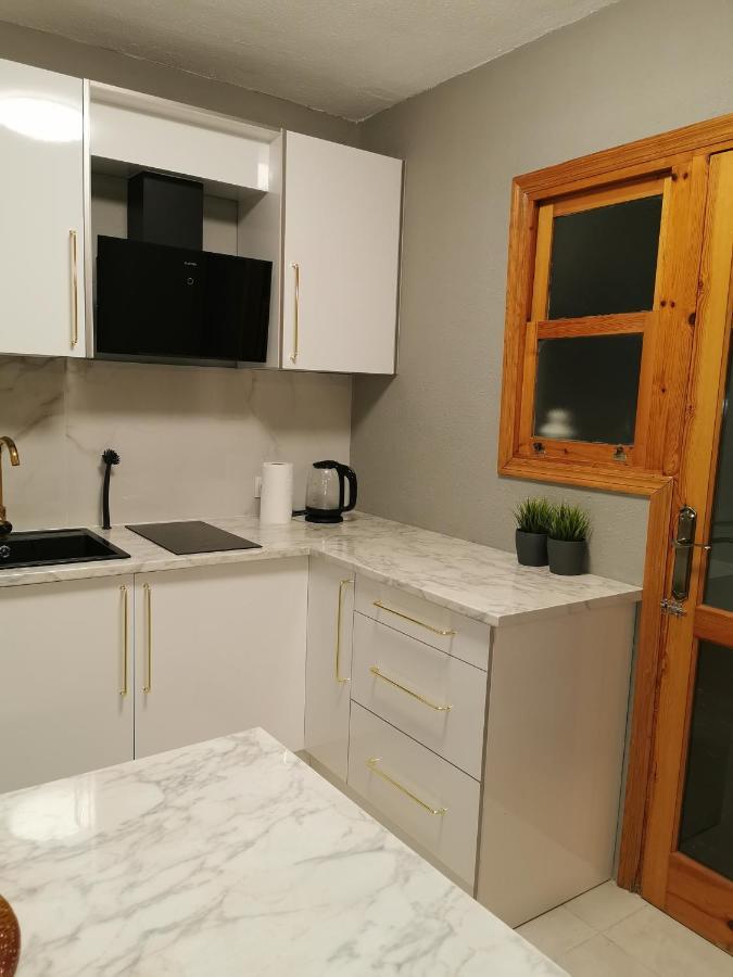 Naufragos Apartament 托雷维耶哈 外观 照片