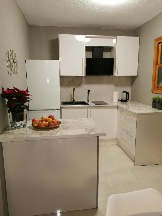 Naufragos Apartament 托雷维耶哈 外观 照片